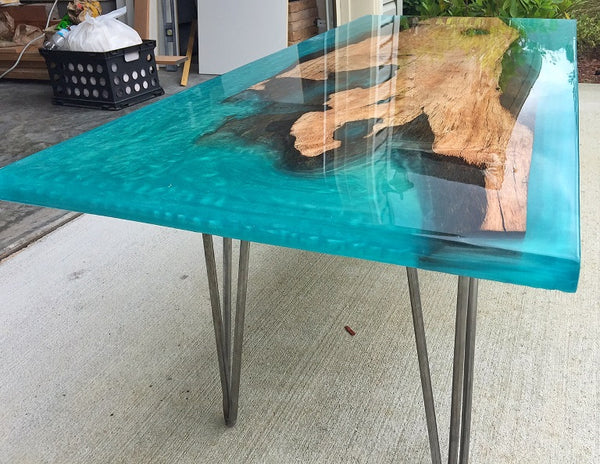 Generic Clear Table Top Epoxy Resin That Self Levels, This is a 1