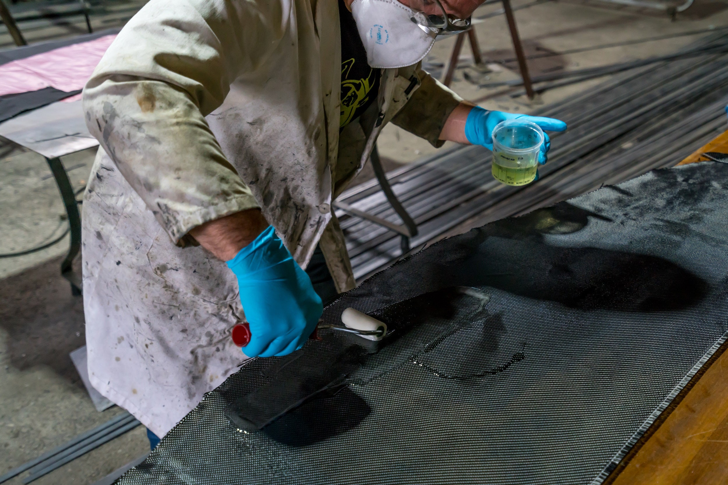 Tips and Tricks for Working with Carbon Fiber and Resin - Fiberglass  Warehouse